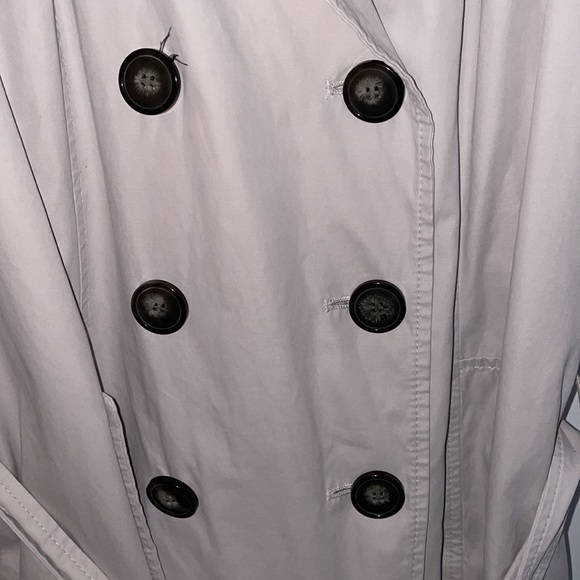 ⭐️Host Pick⭐️ Debenhams double-breasted trenchcoat. Beige. - Picture 5 of 6